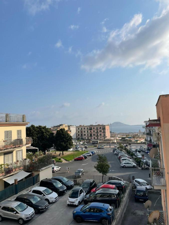 La Casa Di Giu Apartment ปอซซุออลี ภายนอก รูปภาพ
