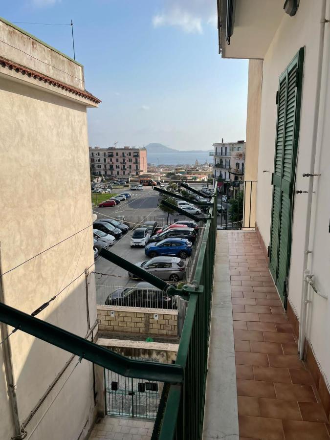 La Casa Di Giu Apartment ปอซซุออลี ภายนอก รูปภาพ