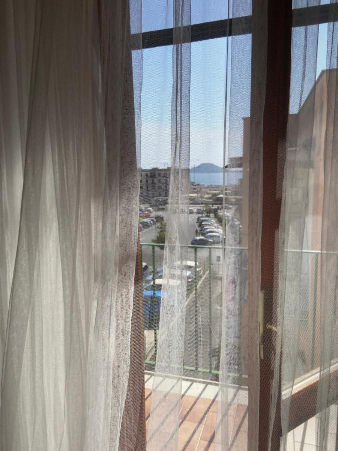 La Casa Di Giu Apartment ปอซซุออลี ภายนอก รูปภาพ